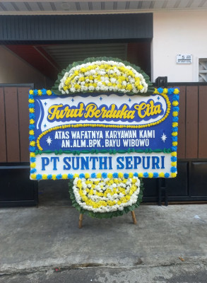 Papan Bunga Duka di Manisrenggo